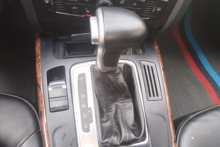 Used Audi A4L 2011 2.0 TFSI Comfort Model