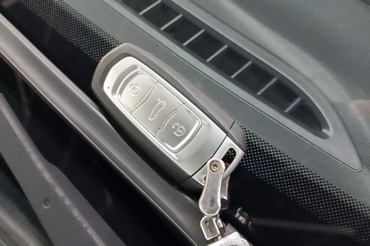 Used Geely Auto Vision X3 2019 Upgraded Model 1.5L CVT Elite Version

