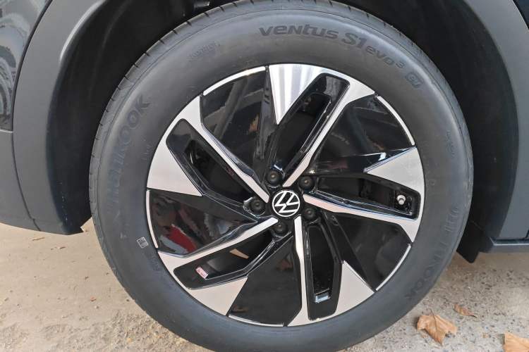 Used Volkswagen ID.4 CROZZ 2026 Model Pure Enjoyment Edition PURE