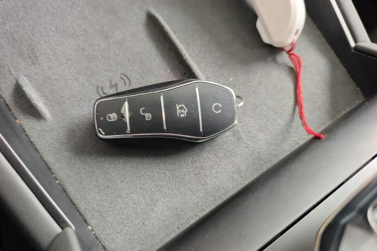 Used BYD Qin L 2025 DM-i Smart Drive 120KM Superior Model