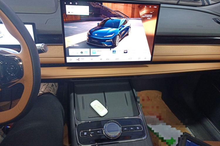 Used Geely Galaxy 8 2025 130km EM-P Starship Edition Audio And AC Panel