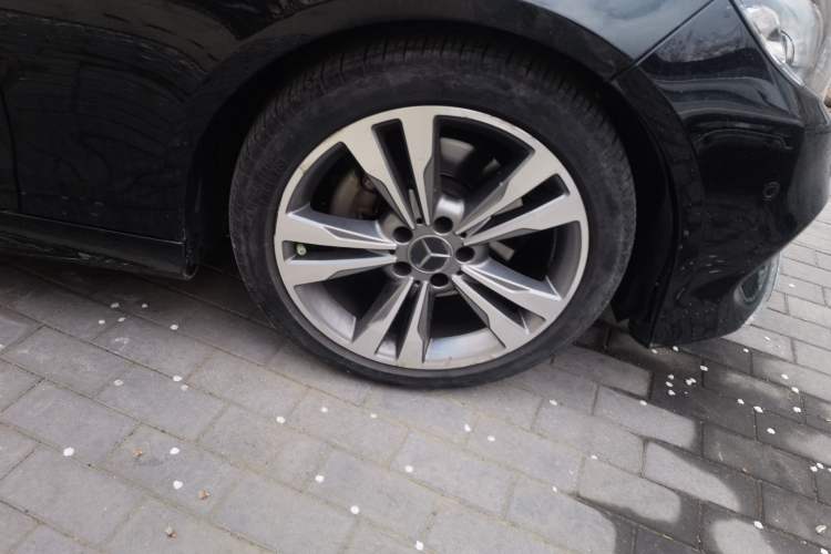 Used Mercedes-Benz E-Class 2015 Revised E 260 L Sporty and Stylish Edition
