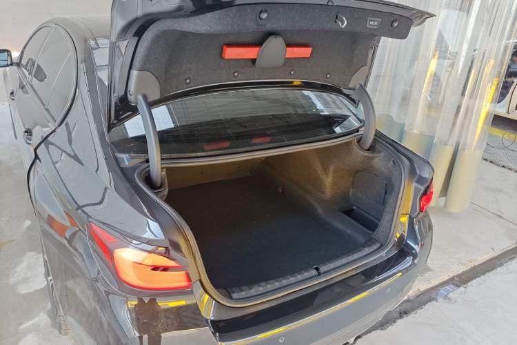 Used BMW 5 Series 2023 530Li Luxury Edition M Sport Package