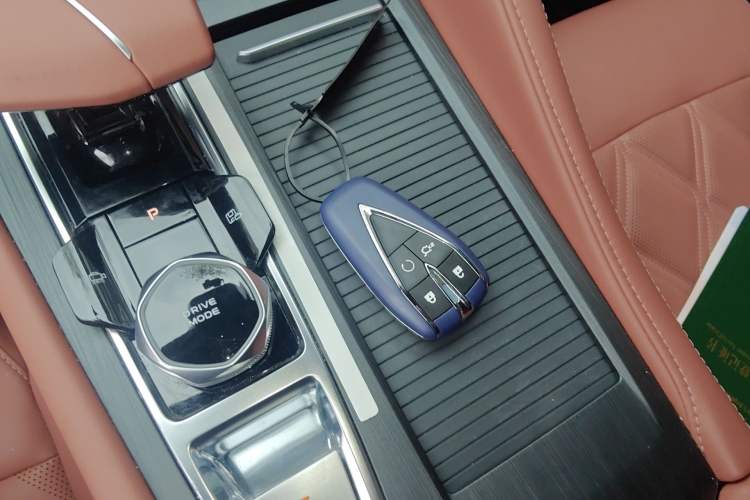 Used CHANGAN CS75 PLUS 2023 3rd Generation 1.5T Automatic Prestige Model Vehicle Key