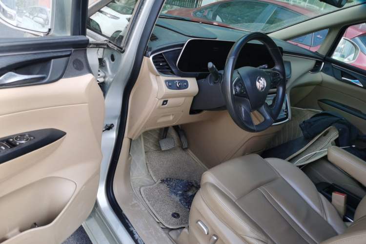Used Buick GL8 2020 ES Land Cruiser 653T Luxury Model Driver Seat