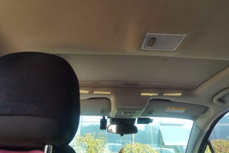 Used Buick Encore 2016 18T Automatic Two-Wheel Drive Urban Fashion Model
