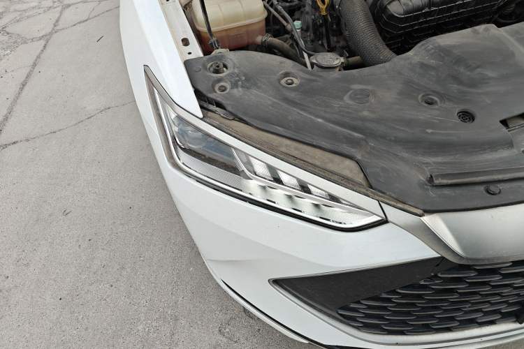 Used BYD Qin PLUS 2021 DM-i 55KM Flagship Model Right Front Headlight