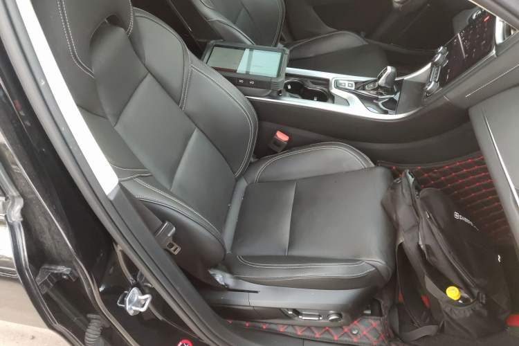 Used Lynk & Co 01 2019 2.0T Two-Wheel-Drive Pro Version China VI Standard