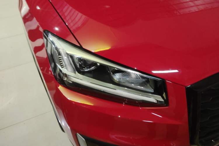 Used Audi Q2L 2018 35 TFSI Launch Exclusive Edition China VI Right Front Headlight