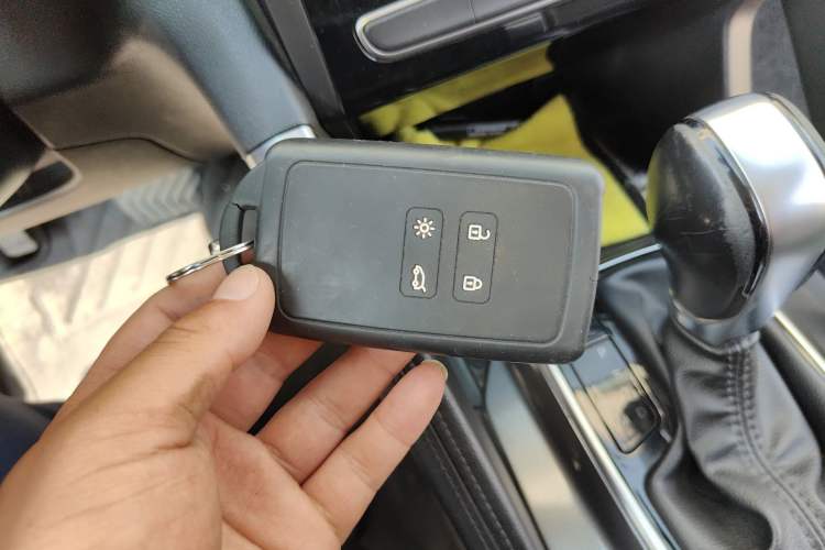 Used Renault Koleos 2017 2.0L Two-Wheel Drive Luxury Edition
