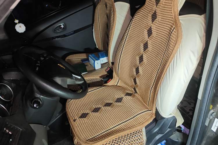 Used Jinbei Zhishang S30 2014 1.5L Manual Luxury Model
