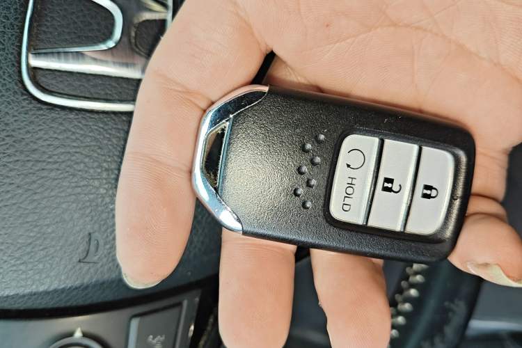 Used Honda Avancier 2017 240TURBO Two-Wheel Drive Comfort Version Vehicle Key