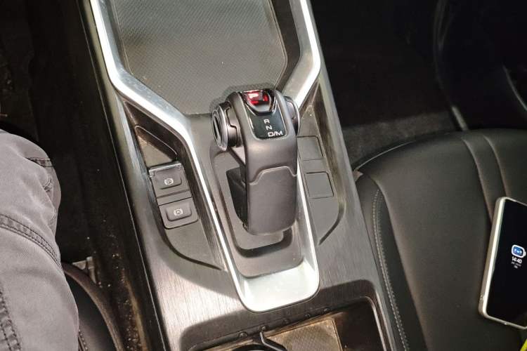 Used Great Wall King Kong Poer 2024 2.0T Automatic 8AT Gasoline Two-Wheel-Drive Elite Version with Flat Bed
