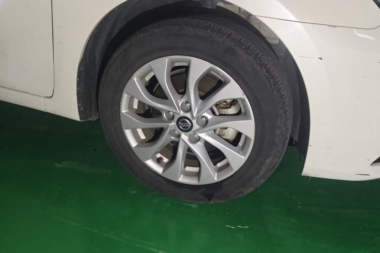 Used Nissan Sylphy 2021 Classic 1.6XL CVT Luxury Edition Right Front Wheel Hub