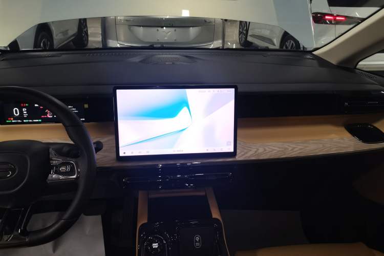 Used GAC Trumpchi E8 New Energy 2024 150km MAX+
