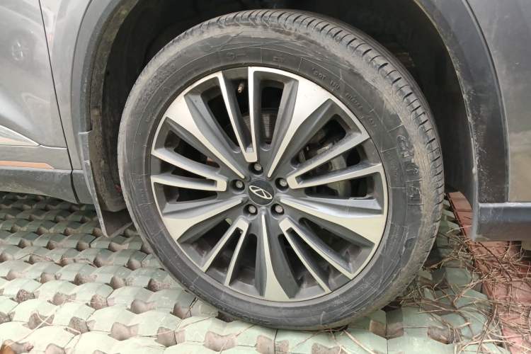 Used Chery Tiggo 8 PRO 2024 Champion Edition 390T Two-Wheel Drive Peak Version 5 Seats