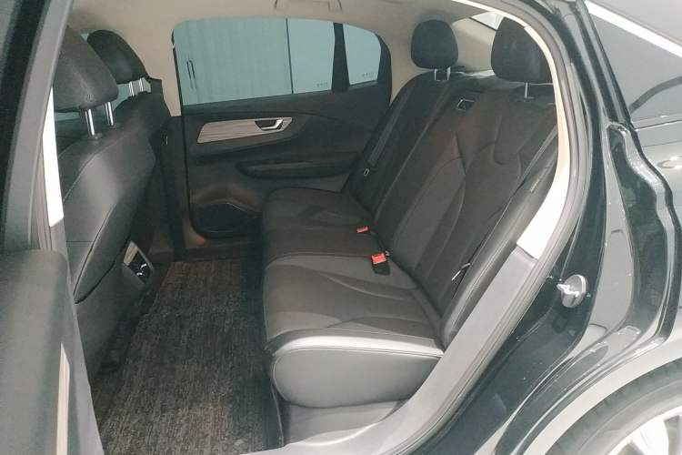 Used Hongqi E-QM5 2023 560km PLUS