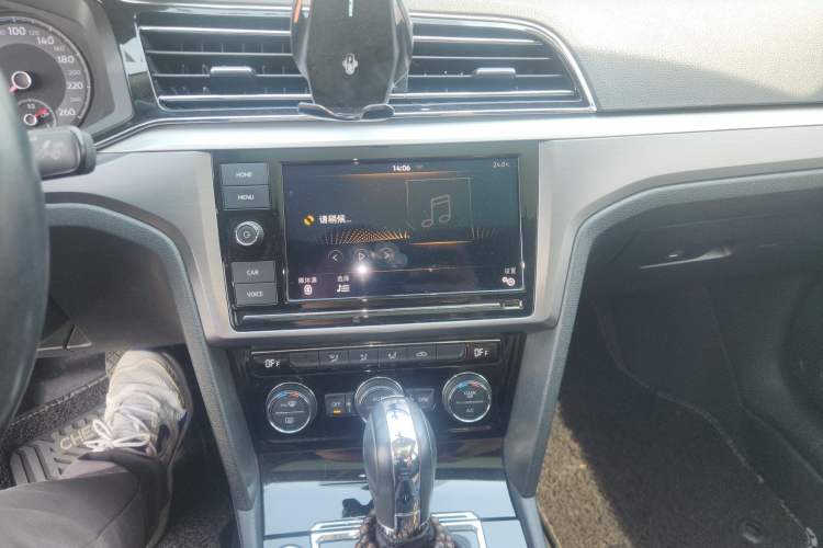 Used Volkswagen Lamando 2019 280TSI DSG Comfort Edition China VI standard Audio And AC Panel