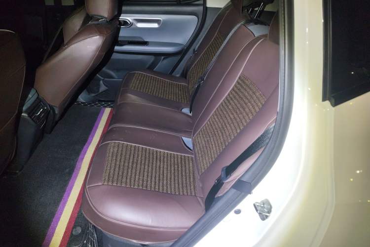 Used AION Y 2023 Younger
