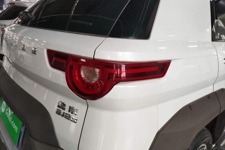 Used BAIC Off-Road BJ20 2016 1.5T CVT Luxury Model Right Rear Taillight