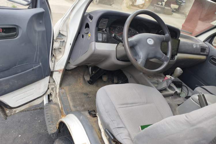 Used Jinbei Hiace 