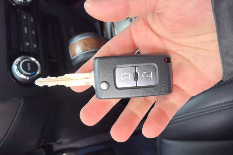 Used Mitsubishi Pajero 2019 3.0L Automatic Standard Edition
