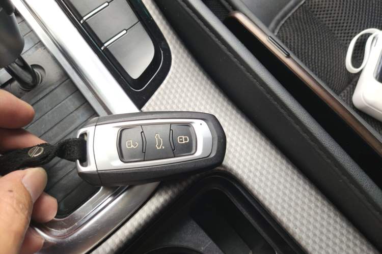 Used Geely Auto Emgrand GS 2016 Sport Edition 1.8L Automatic LingShang Model
