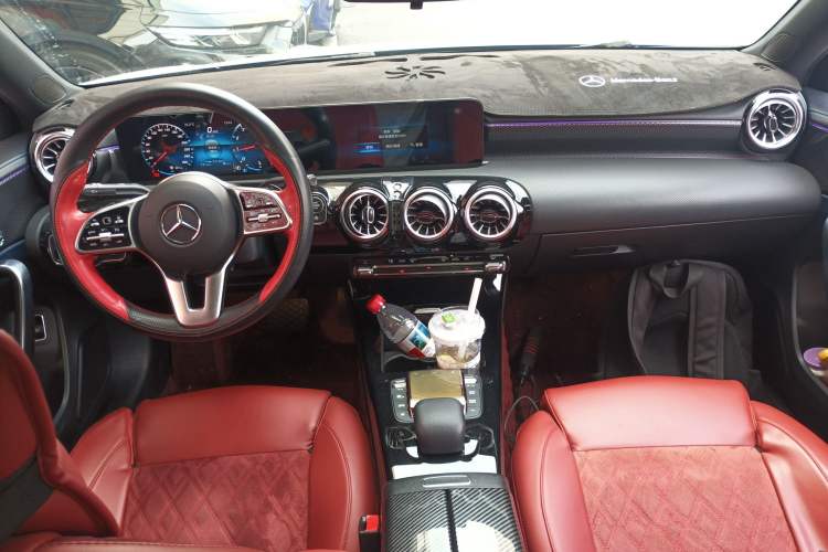 Used Mercedes-Benz A-Class 2021 A 200 L Sport Sedan Fashion Model
