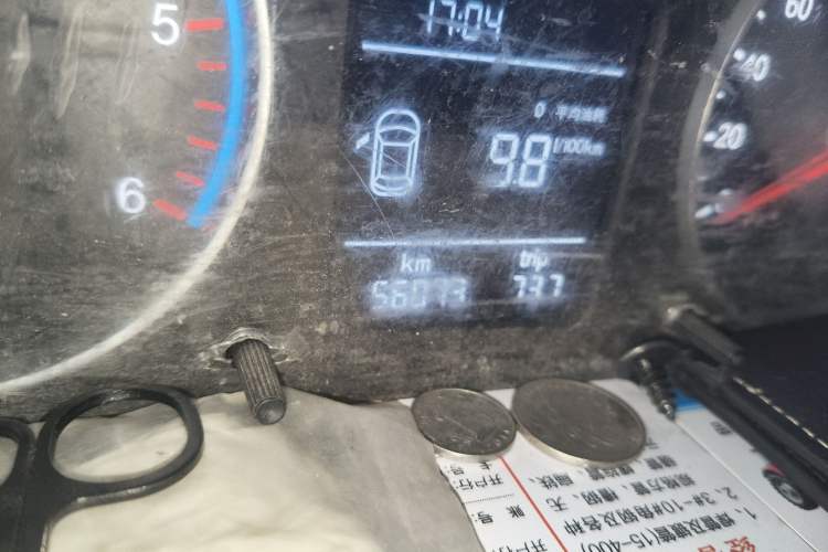 Used Foton Toano 2023 Joy Elephant Multi-Function 2.0T Manual Long-Wheelbase Mid-Roof Model with Single Rear Tire Available in 5/6/7/9-Seater Configurations