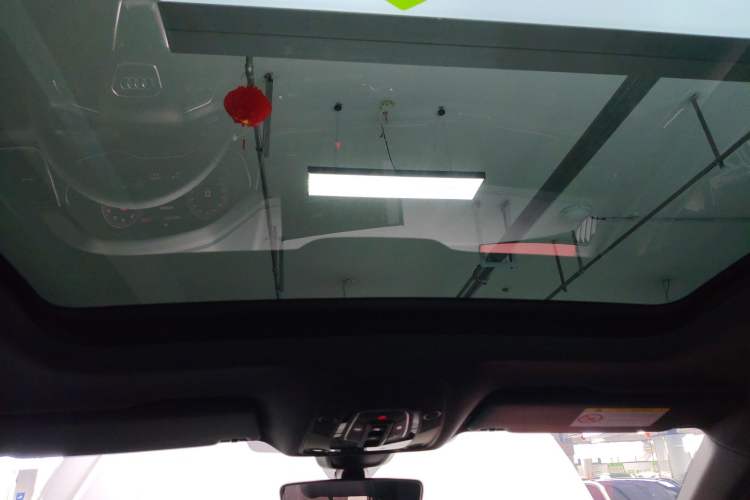 Used Audi Q5L 2022 40T Fashionable and Dynamic Model
