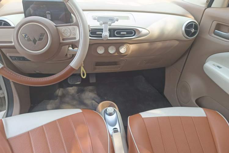 Used Wuling Hongguang MINIEV 2025 Four-Door Version Advanced Edition