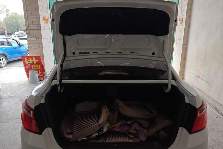 Used Changan Eado 2015 1.6L Manual Luxury Model China V Standard