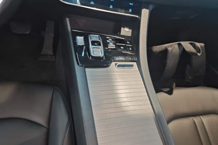 Used Hyundai Sonata 2020 270TGDi DCT GLS Elite Edition Gear Lever