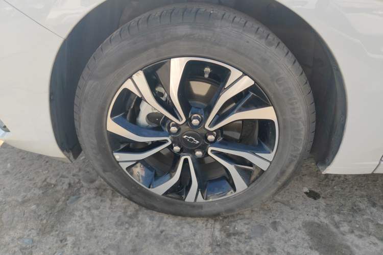 Used Chevrolet Monza 2019 RS 330T Automatic Comfort Edition China VI Standard