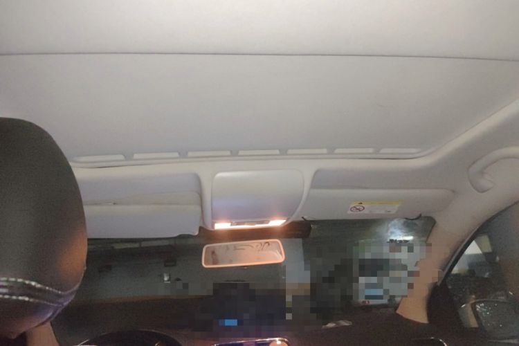 Used Volkswagen Polo 2016 1.6L Automatic Comfort Model
