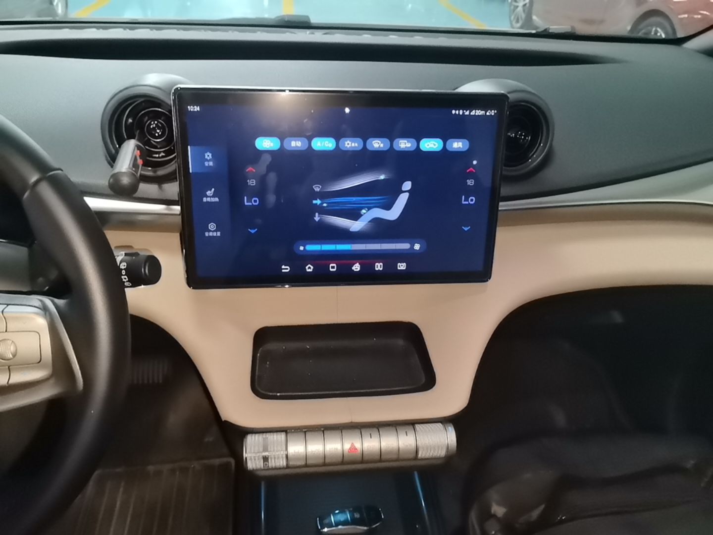 BYD Dolphin 2023 420 km Fashion Edition — снимка 17