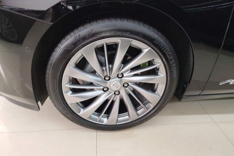 Used Buick LaCrosse 2024 Avia Edition Exterior 3