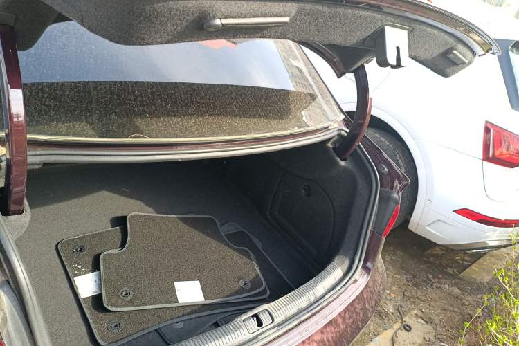 Used Audi A3 2014 Limousine 35 TFSI Automatic Advanced Model Trunk