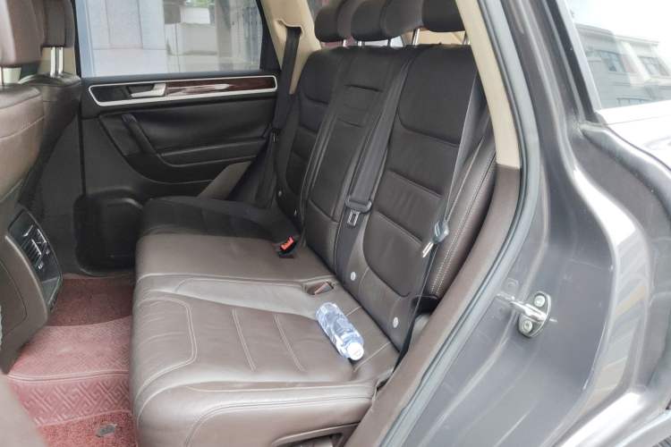 Used Volkswagen Touareg 2011 3.0 TDI Diesel Standard Version