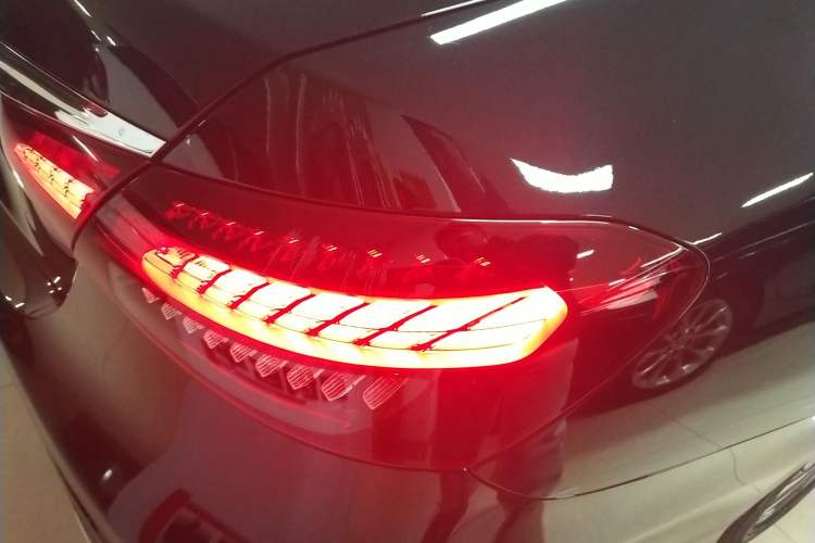 Used Mercedes-Benz E-Class 2021 E 260 L Sport 4MATIC
