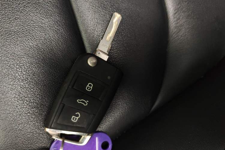 Used Skoda Kodiaq 2018 Facelifted TSI330 5-Seater Two-Wheel-Drive Luxury Enjoyment Edition Vehicle Key