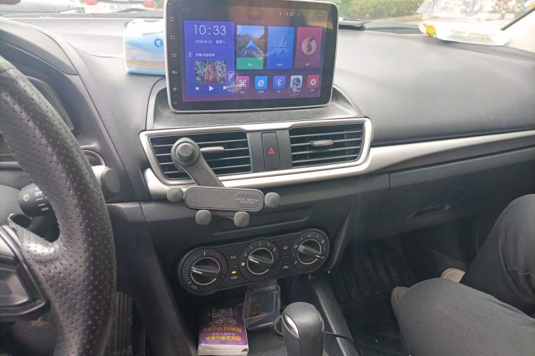 Used Mazda 3 Axela 2019 Cloud-Controlled Version Sedan 1.5L Automatic Comfort Trim China V Standard Audio And AC Panel