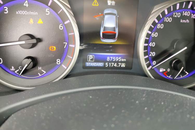 Used Infiniti Q50 2014 2.0T Comfort Edition
