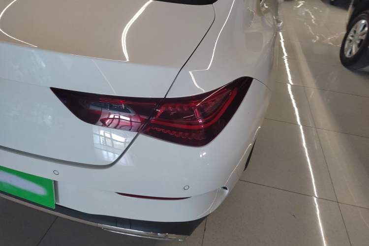 Used Mercedes-Benz CLA 2024-Year Facelifted CLA 200 Exterior 3