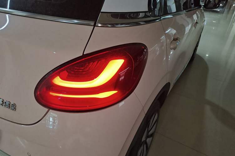 Used Wuling Bingo 2023 410 km Lingxi Deluxe Edition
