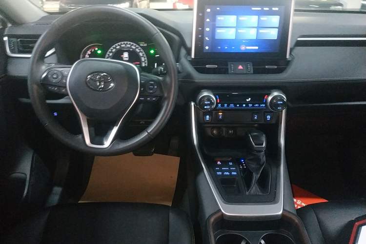 Used Toyota RAV4 2021 2.0L CVT 4x4 Style PLUS Edition