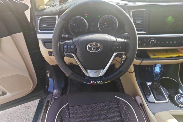 Used Toyota Highlander 2018 2.0T Four-Wheel Drive Elite Edition 7 Seats China VI Standard
