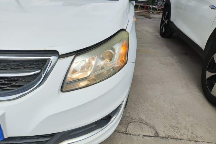 Used Chery E3 2015 1.5L Manual Fashion Model