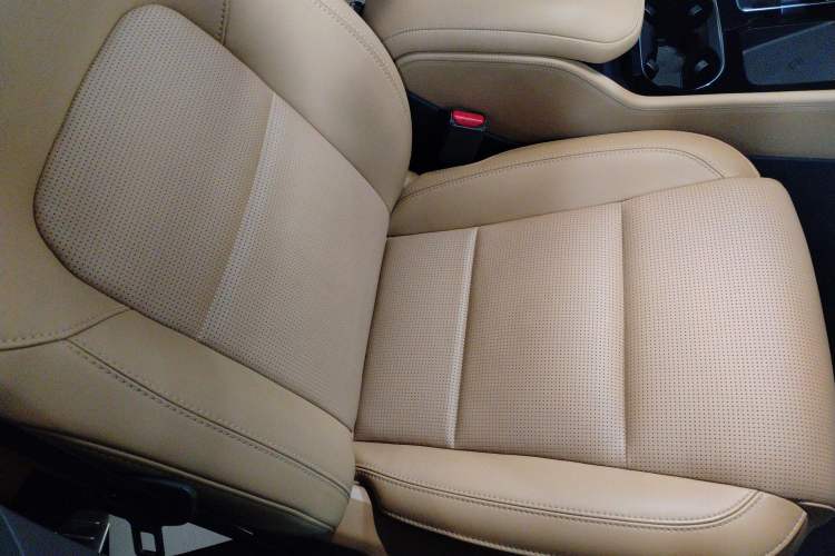 Used Li Auto ONE 2021 Extended-Range 6-Seater Version Right Front Seat