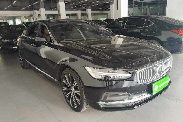 Used Volvo S90 2024 B5 Zhiyuan Luxury Edition
